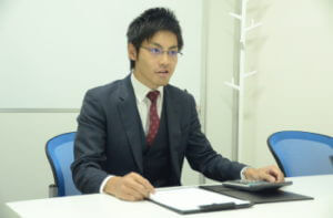 代表社員　税理士：十佐近 敬介